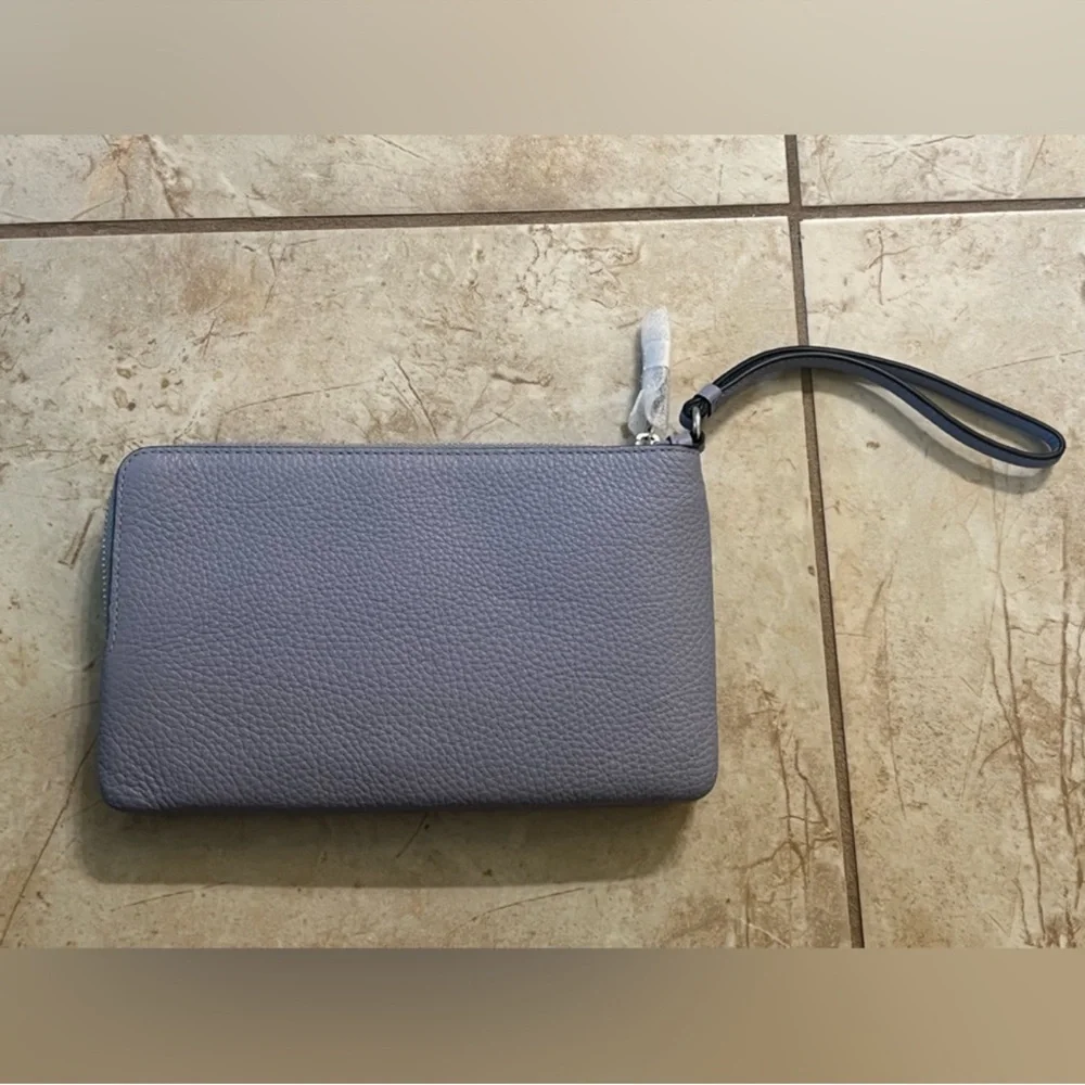 Coach Periwinkle Leather Wristlet | Zip Pouch Wallet | New Without Box - Picture 7 of 12